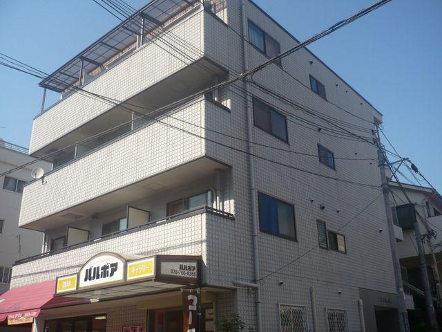 パレスNADA