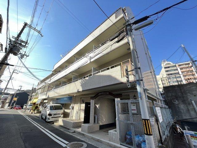 ARCO PLACE