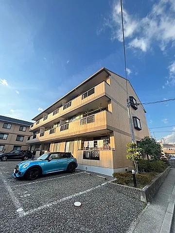 ファミール高木 A棟