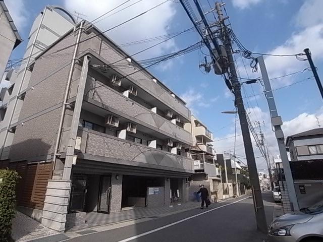 サウザー岡本
