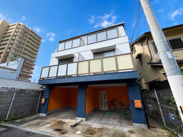 西田町テラスハウス(4LDK/1階)