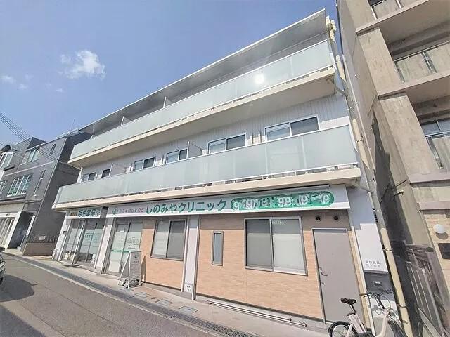 フルール甲陽園駅前