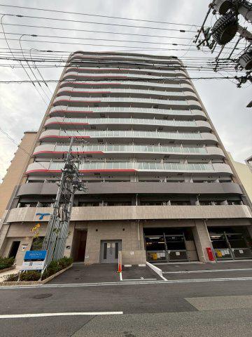 セレニテ江坂グランデ