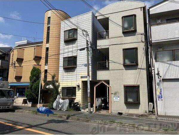 プレアール井高野