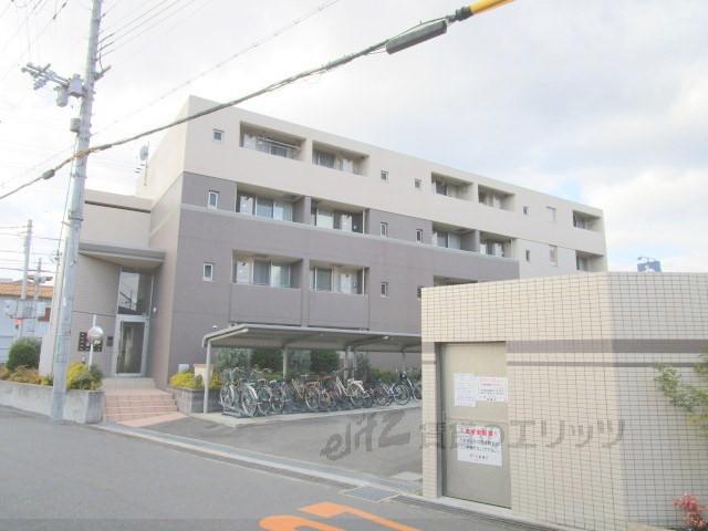 ヴォナール コート