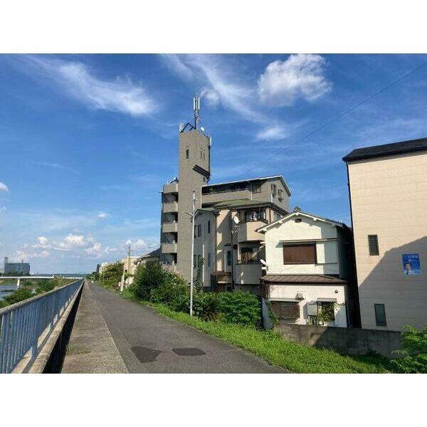 リバーサイドテラス