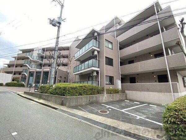 北大阪急行南北線 緑地公園駅 徒歩12分  築29年(1K/1階)