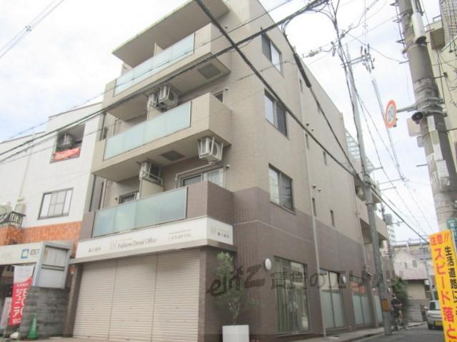 コクリコ富田