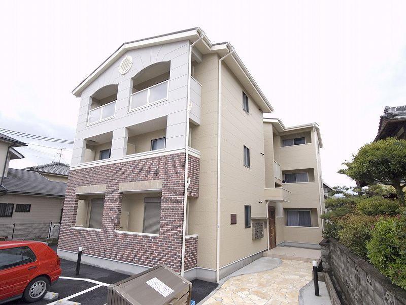 レオパレス別所新町LA1(1K/3階)