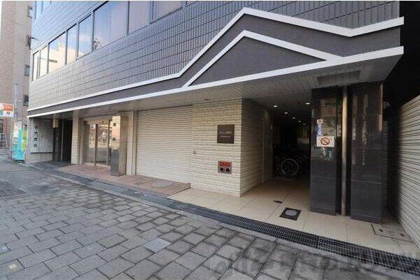 サクシード南森町