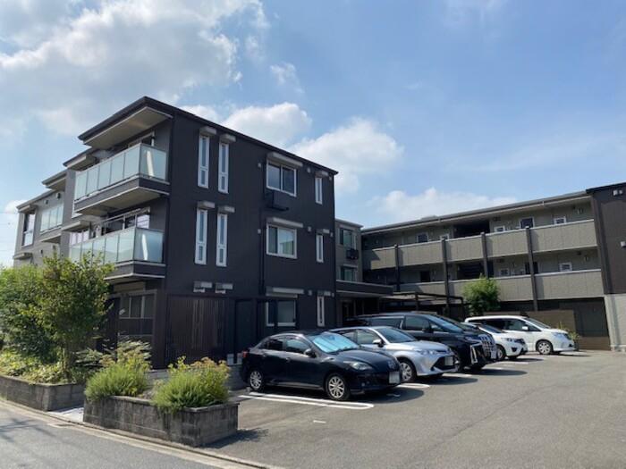 サンスクエア千里万博 B棟