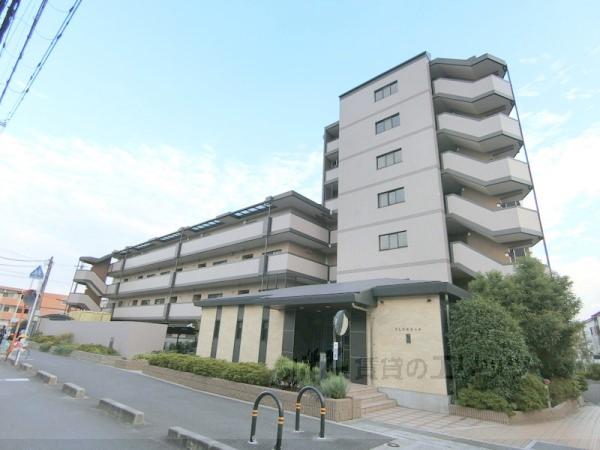 フロレアール・ジーア(3DK/1階)