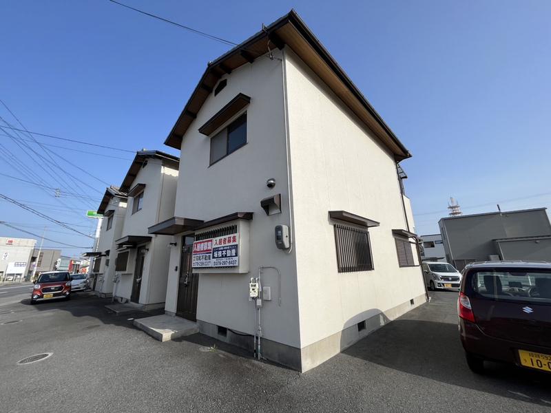 姫新線 播磨高岡駅 徒歩26分  築37年(3SDK)
