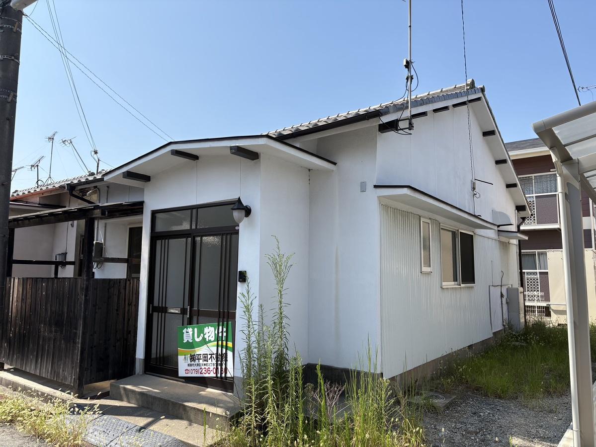 山陽電気鉄道網干線 平松駅 徒歩10分  築52年(2DK)