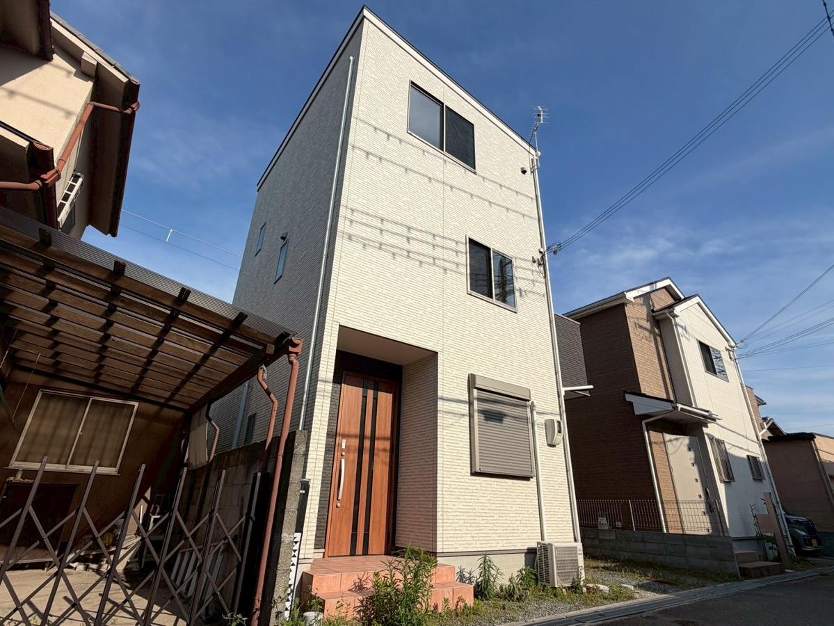 播但線 野里駅 徒歩14分 3階建 築6年