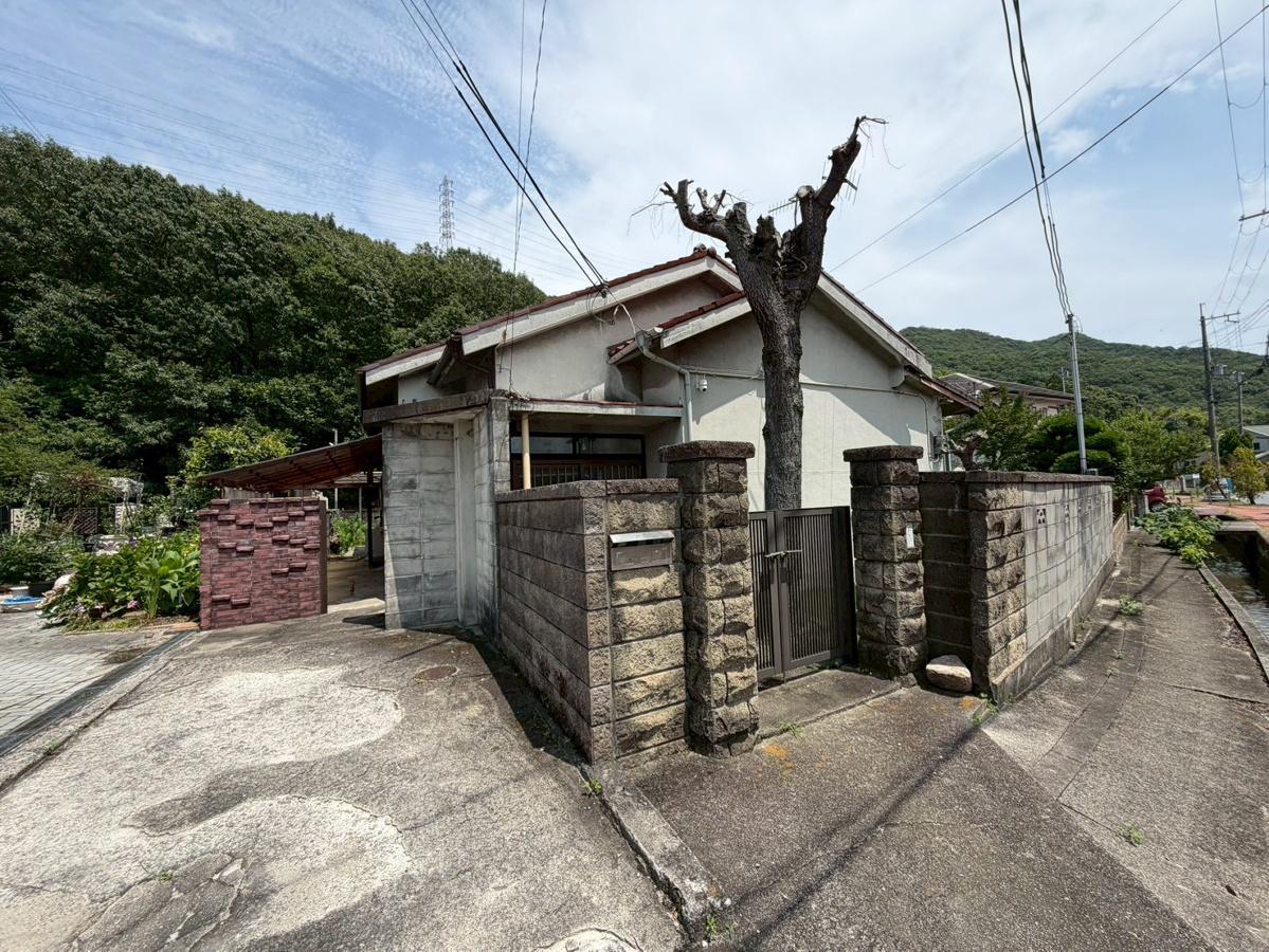 姫新線 播磨高岡駅 徒歩20分 1階建 築65年