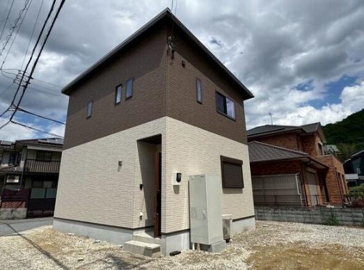 山陽本線 東姫路駅 徒歩28分 2階建 築1年