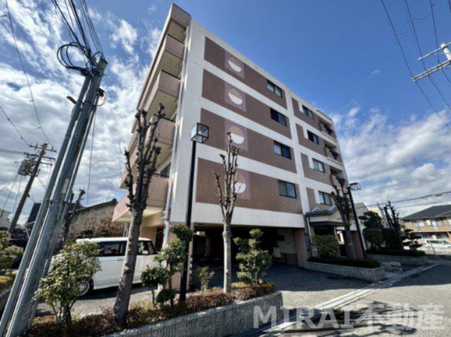 シャルマンエイト