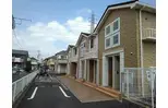 フォリアカーサ