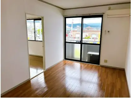 パークサイド春日の杜(2LDK/1階)の居間写真