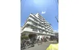 布亀マンション