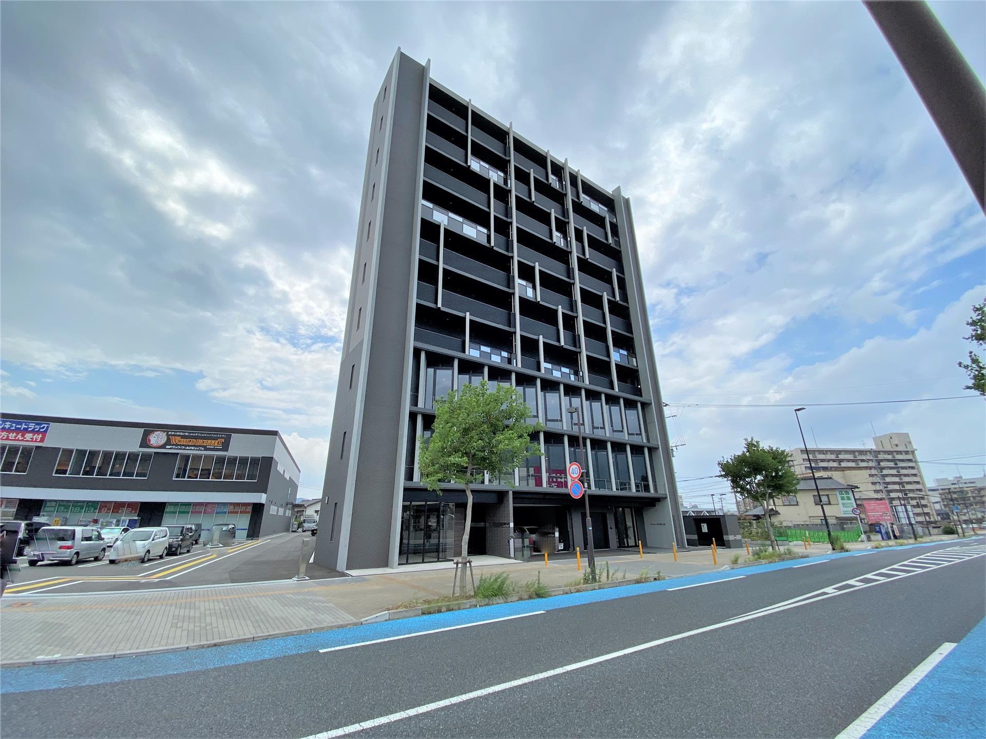 ラ・フェリス城野