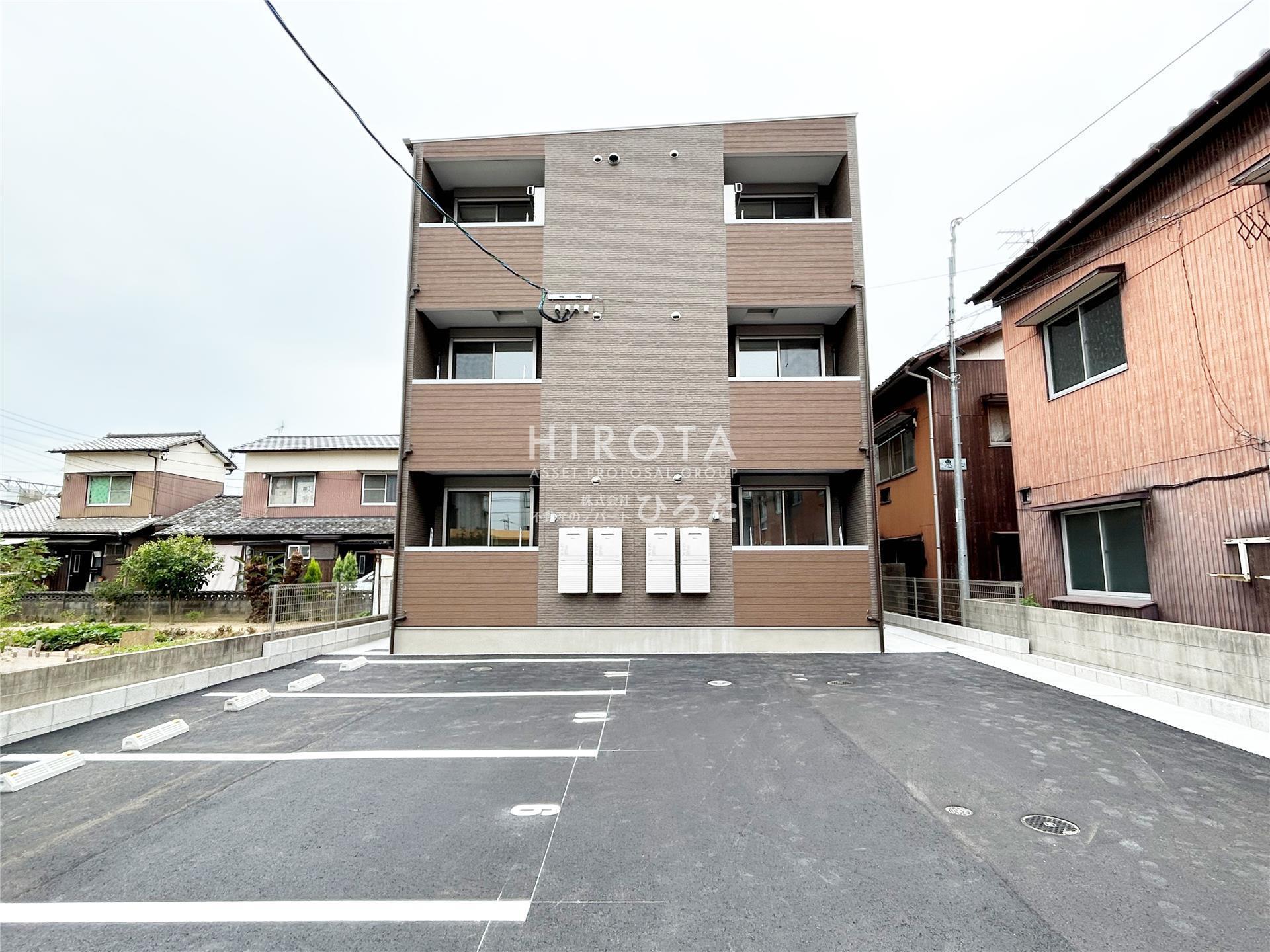 REGALEST折尾駅東