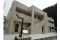 岡山県新見市西方の建物