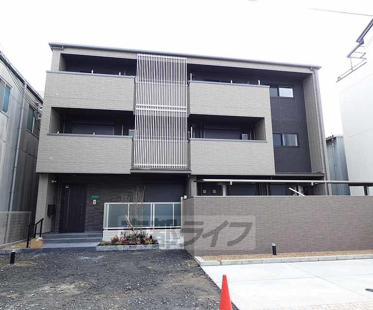 近鉄京都線 東寺駅 徒歩5分 3階建 築4年