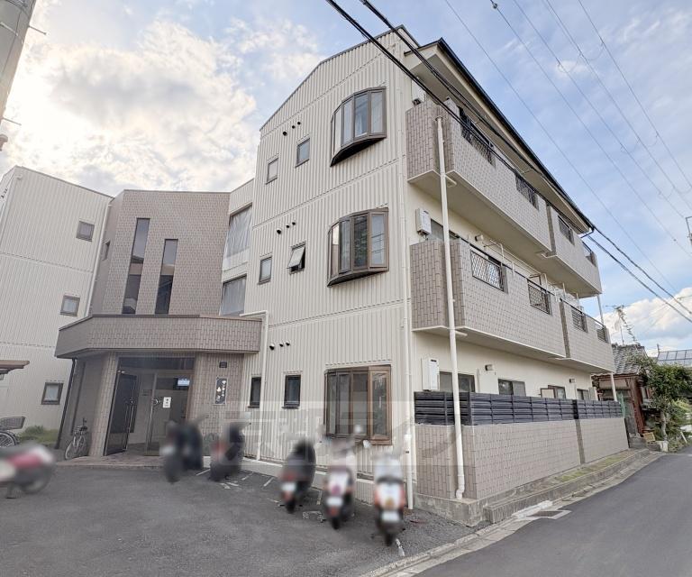 京都市東西線 太秦天神川駅 徒歩6分  築33年(2DK/1階)