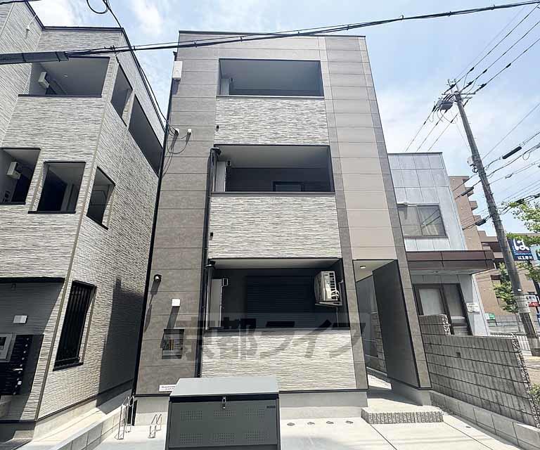 京都市東西線 椥辻駅 徒歩5分 3階建 築1年