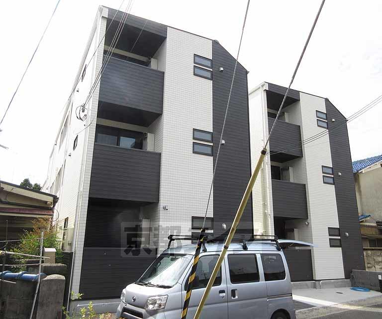 京都市東西線 椥辻駅 徒歩14分  築3年(1LDK/2階)