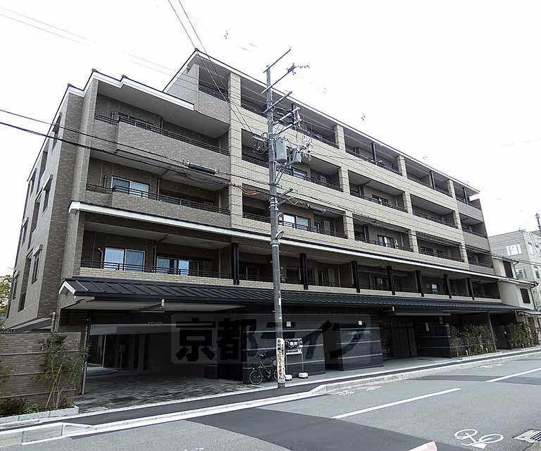 京都市烏丸線 丸太町駅(京都市営) 徒歩11分  築3年