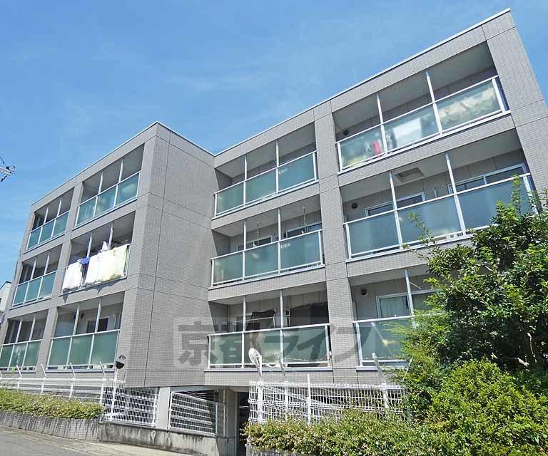 京阪電気鉄道宇治線 観月橋駅 徒歩13分  築31年
