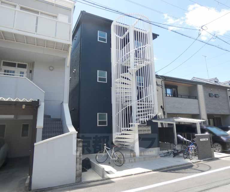 山陰本線 円町駅 徒歩11分  築2年(1K/1階)