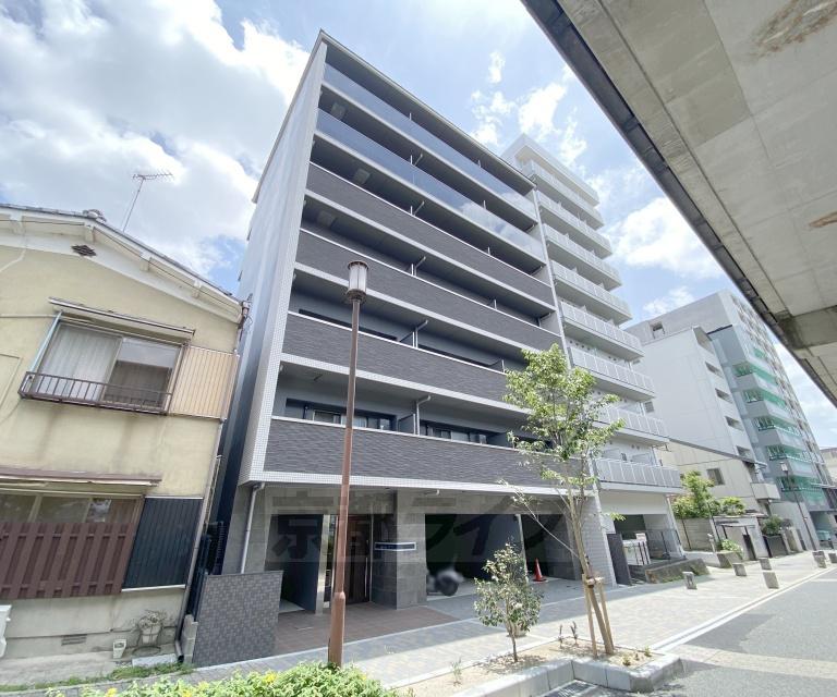 山陰本線 二条駅 徒歩4分  築1年(1LDK/6階)