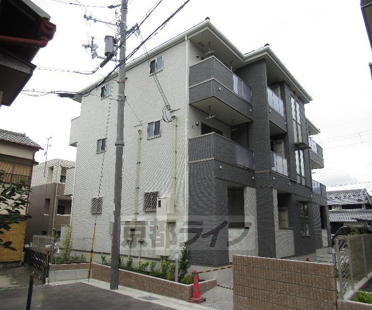 片町線 藤阪駅 徒歩24分 3階建 築6年