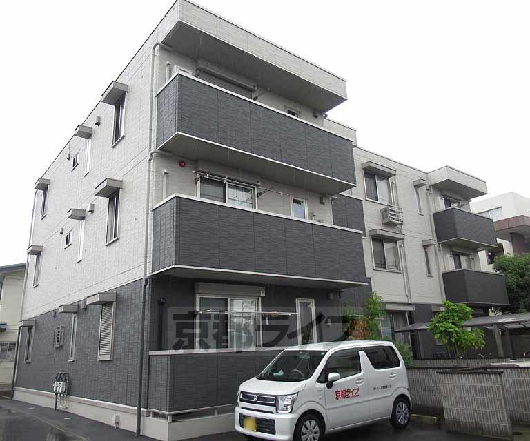 京阪電気鉄道京阪線 樟葉駅 徒歩15分  築8年