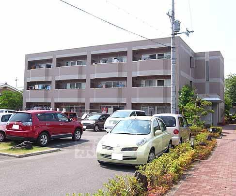 奈良線 山城多賀駅 徒歩7分  築26年