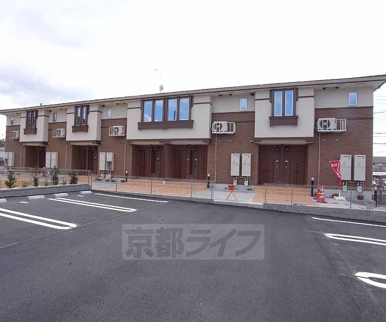 関西本線 平城山駅 徒歩16分  築12年