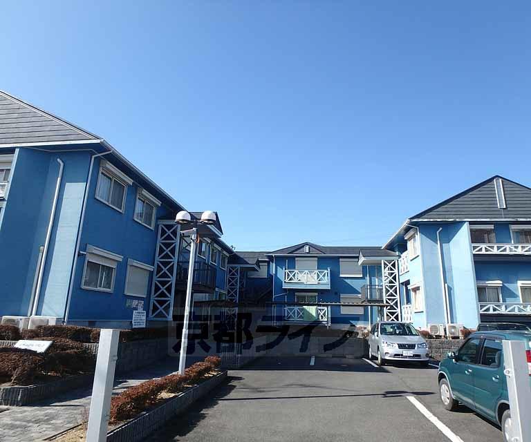 奈良線 木津駅(京都) 徒歩4分  築33年