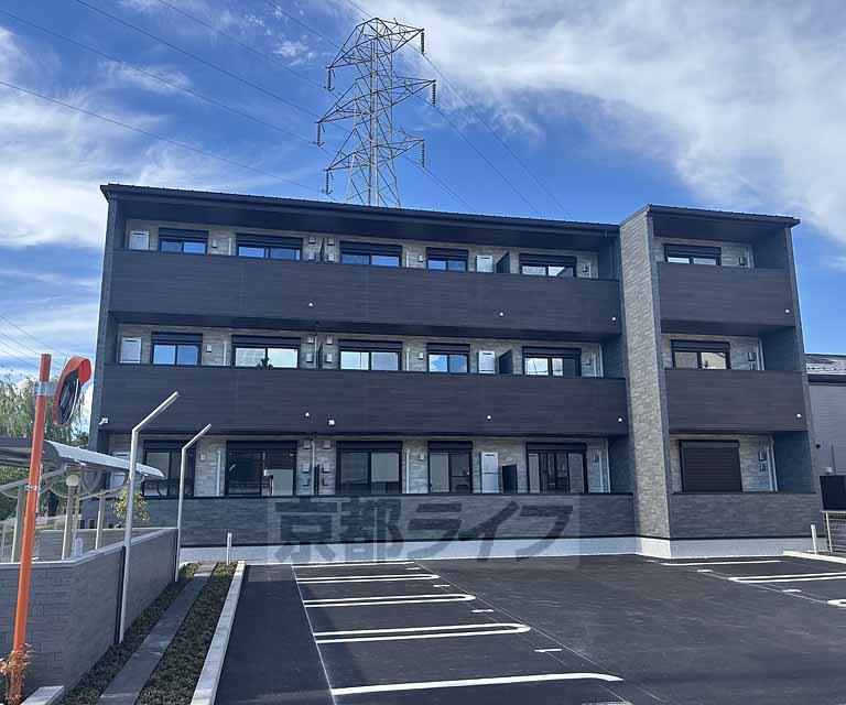近鉄京都線 新田辺駅 徒歩9分  築1年