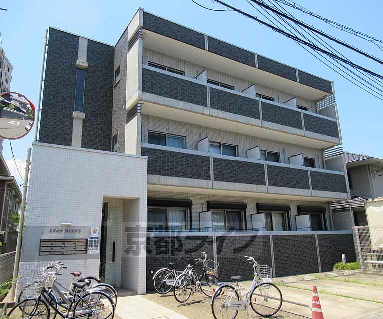 近鉄京都線 三山木駅 徒歩6分  築17年