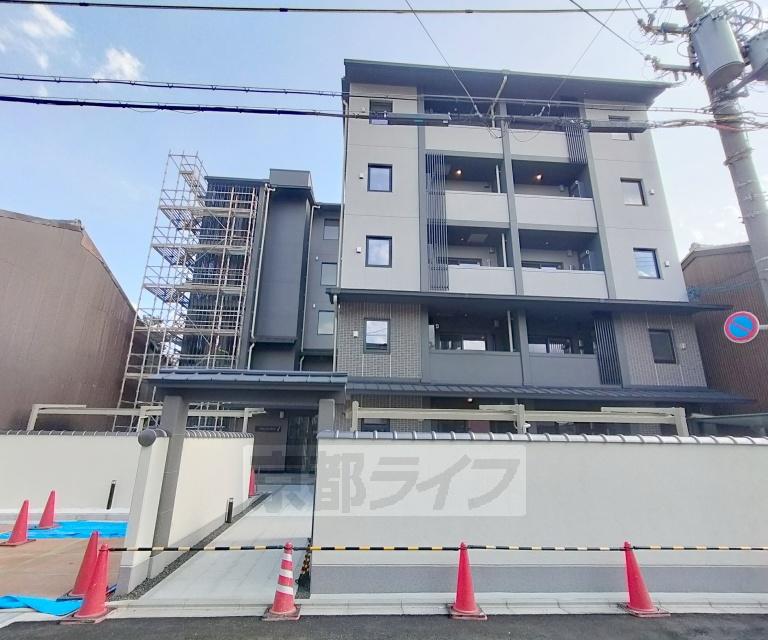 京都市東西線 二条城前駅 徒歩14分 5階建 築1年