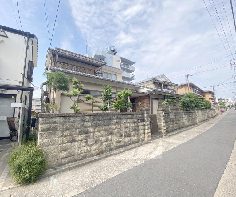 山陰本線 太秦駅(ＪＲ) 徒歩12分  築48年(3LDK)