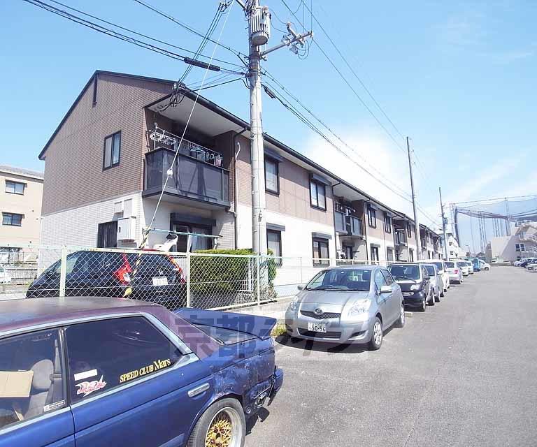 山陰本線 太秦駅(ＪＲ) 徒歩2分  築30年(1LDK/2階)