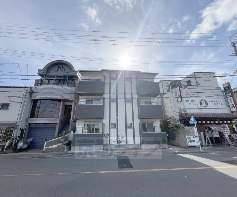 阪急電鉄京都線 桂駅 徒歩15分 3階建 築1年