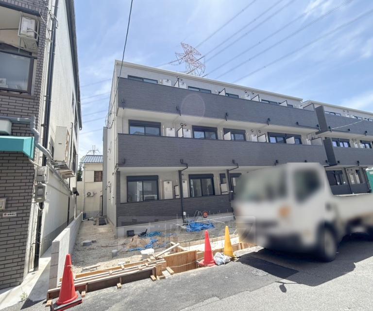 京阪電気鉄道京阪線 牧野駅 徒歩5分  築1年