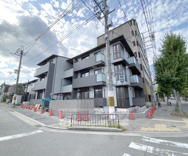 京都市烏丸線 北大路駅 徒歩10分  築1年(2LDK/3階)