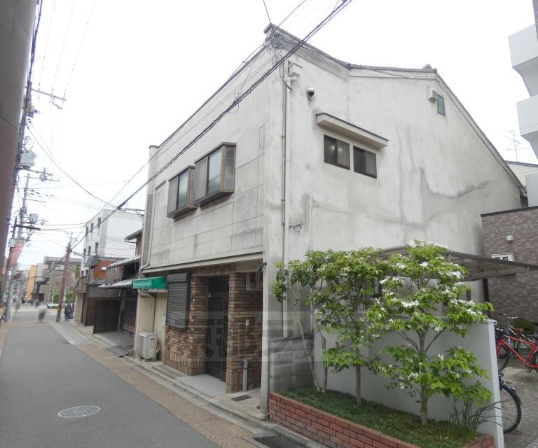 京福北野線 北野白梅町駅 徒歩5分  築77年(4SLDK)